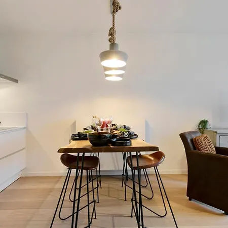 Charming With Balcon Nearby Duinenwater 公寓 *