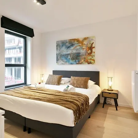 Charming With Balcon Nearby Duinenwater 公寓 *